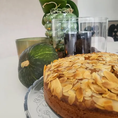 La Monarque (adults Only) 招待所 5*