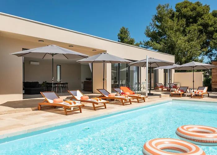 La Monarque (adults Only) 게스트하우스 아그